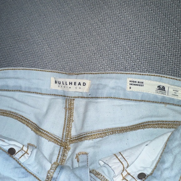 PRICE DROP FOR BLACK FRIDAY ;) RT Bullhead denim.  PAC SUN High rise skinniest - Picture 7 of 16